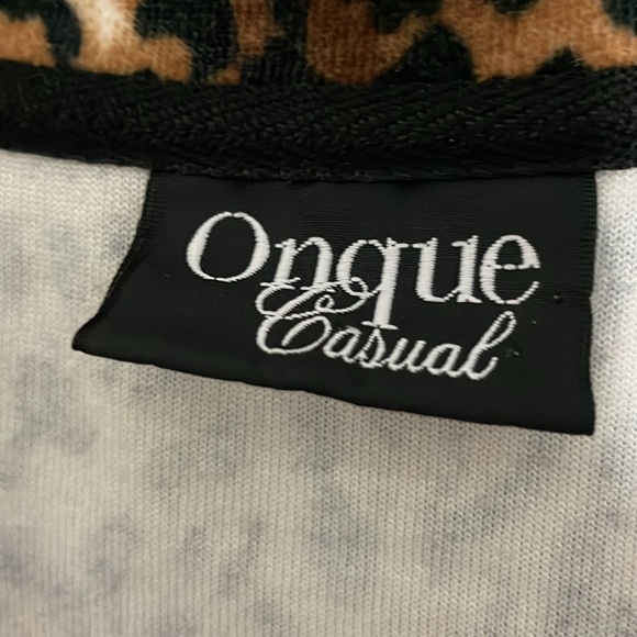 Women’s size petite medium onque casual leopard print jacket - Picture 3 of 8